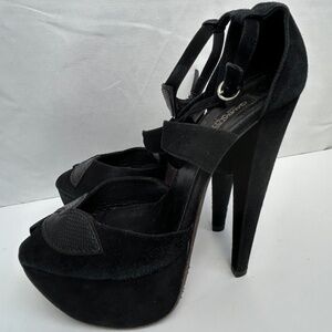 Giambattista Valli Italian Black Suede Sandals Pumps Heels - Size 7.5